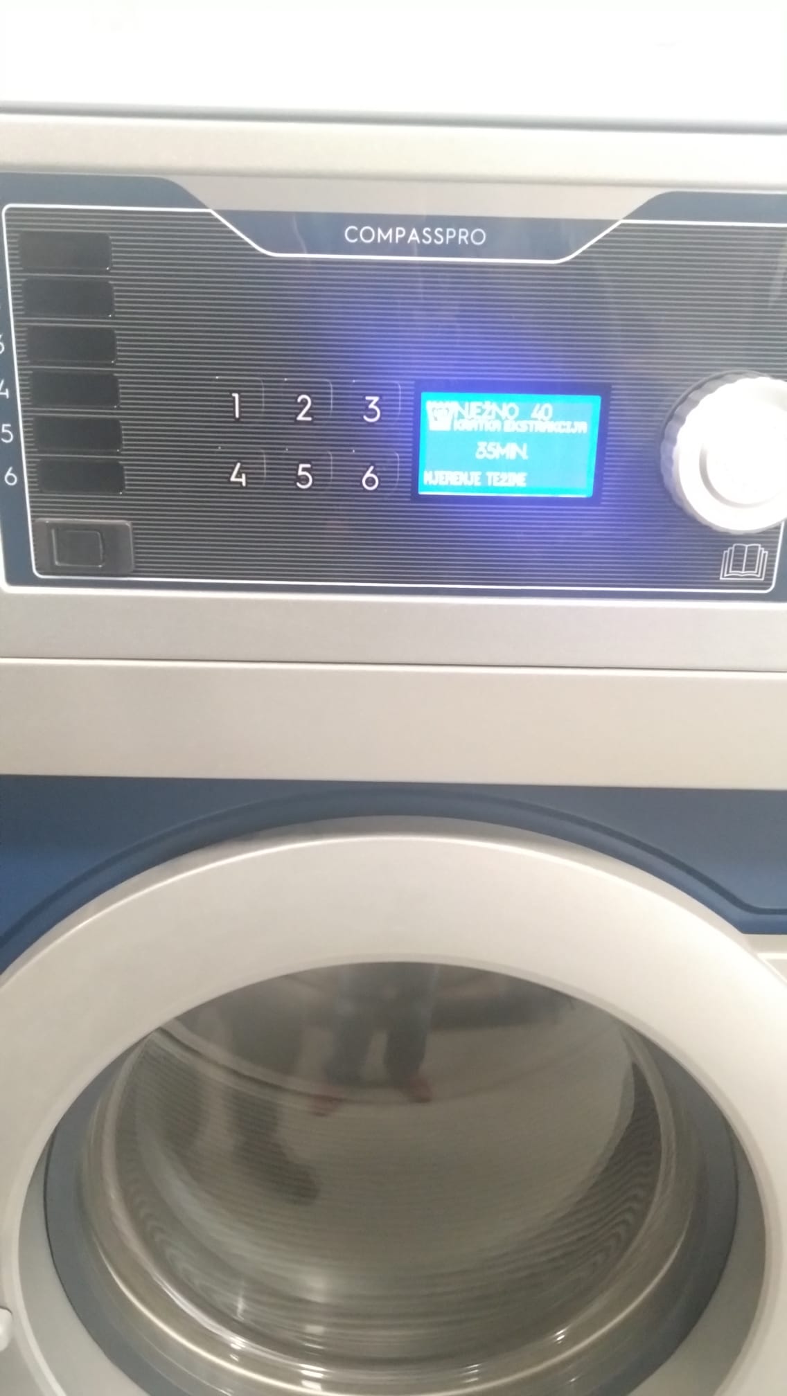 masina 27 kg plovak servis